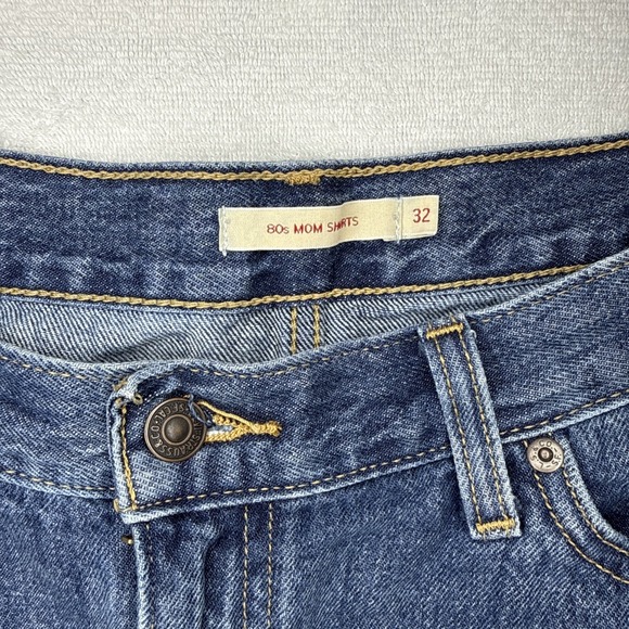 Levi's Premium 80s Mom Shorts Women's Size 32 | Dark Wash High Rise Denim | Y2K - Picture 2 of 10
